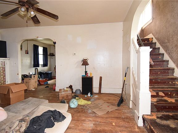 4th image of 418 Virginia Ave