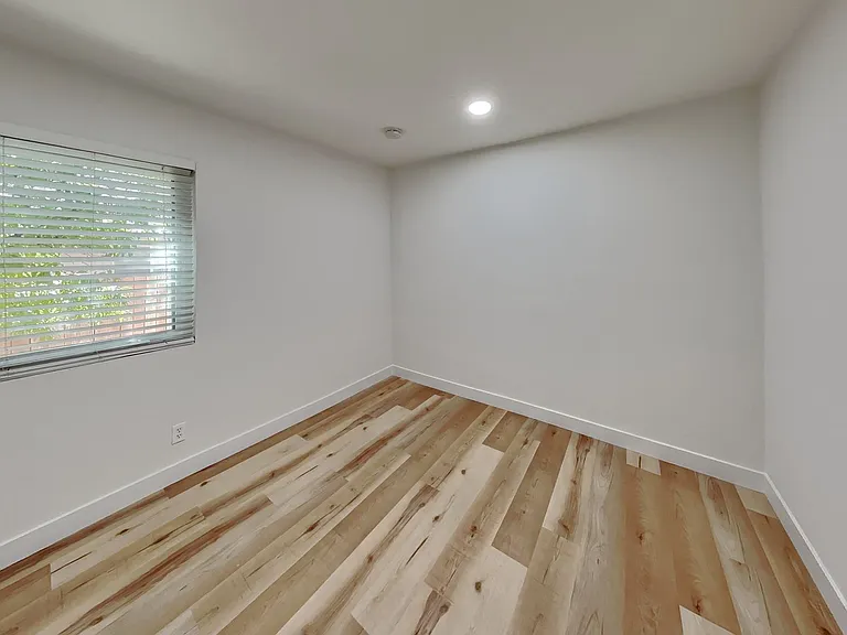 930 Dolores Avenue — Photo 15