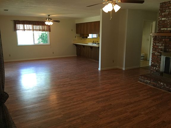 4th image of 1204 W Ashland Ave