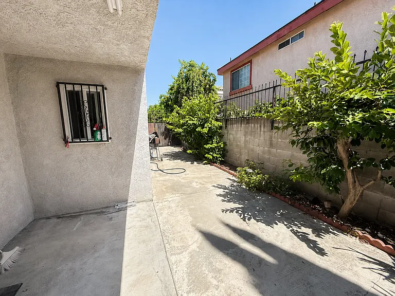 2500 Potrero Ave — Photo 12