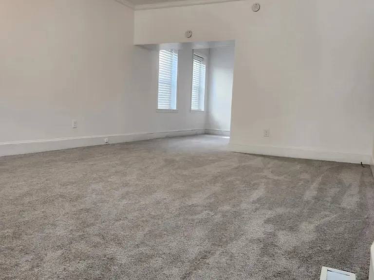 911 Saville Ave #1 — Photo 6