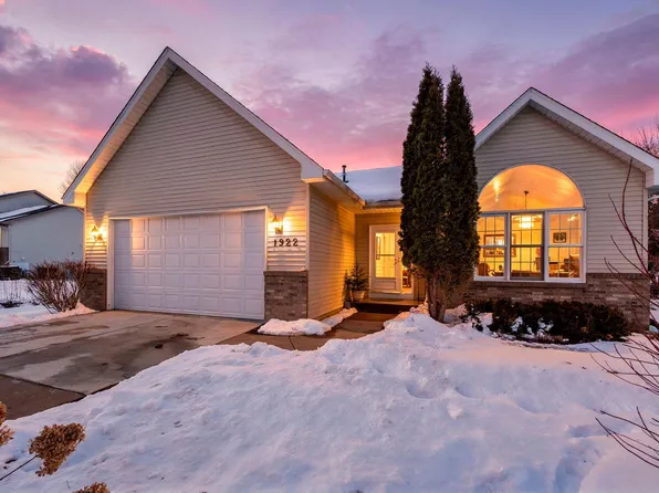 1922 Swenson St, Stillwater, MN 55082