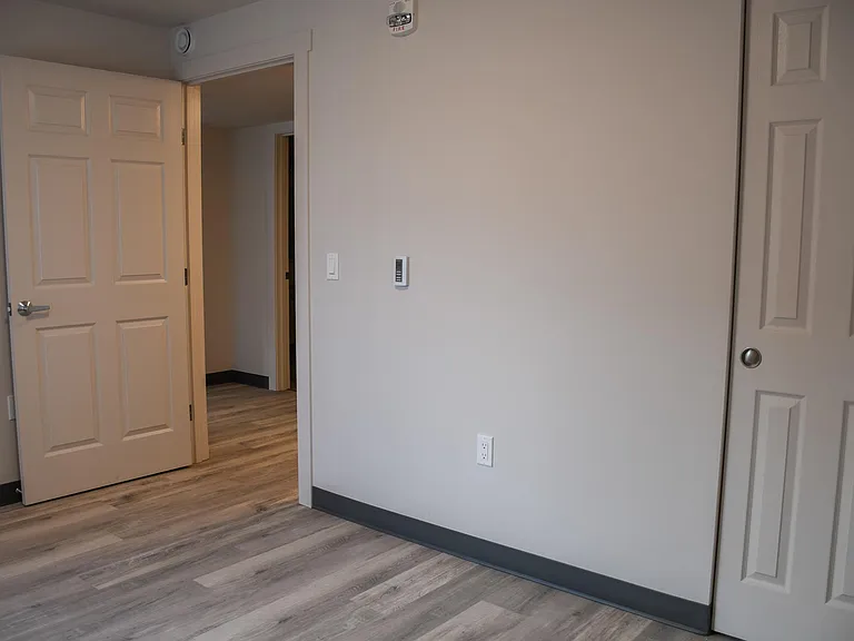 Kirkland Heights Apartments — Photo 31