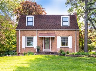 601 N Elmhurst Rd, Prospect Heights, IL 60070