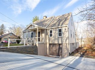 5 N Park Rd, Pittsburgh, PA 15229