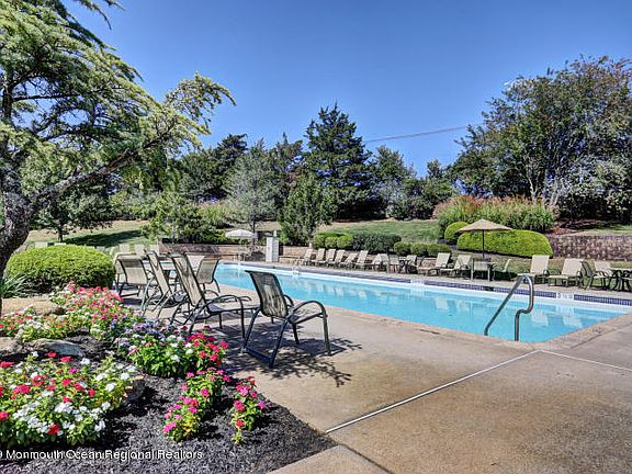 3rd image of 124 Orchid Ct #12H4