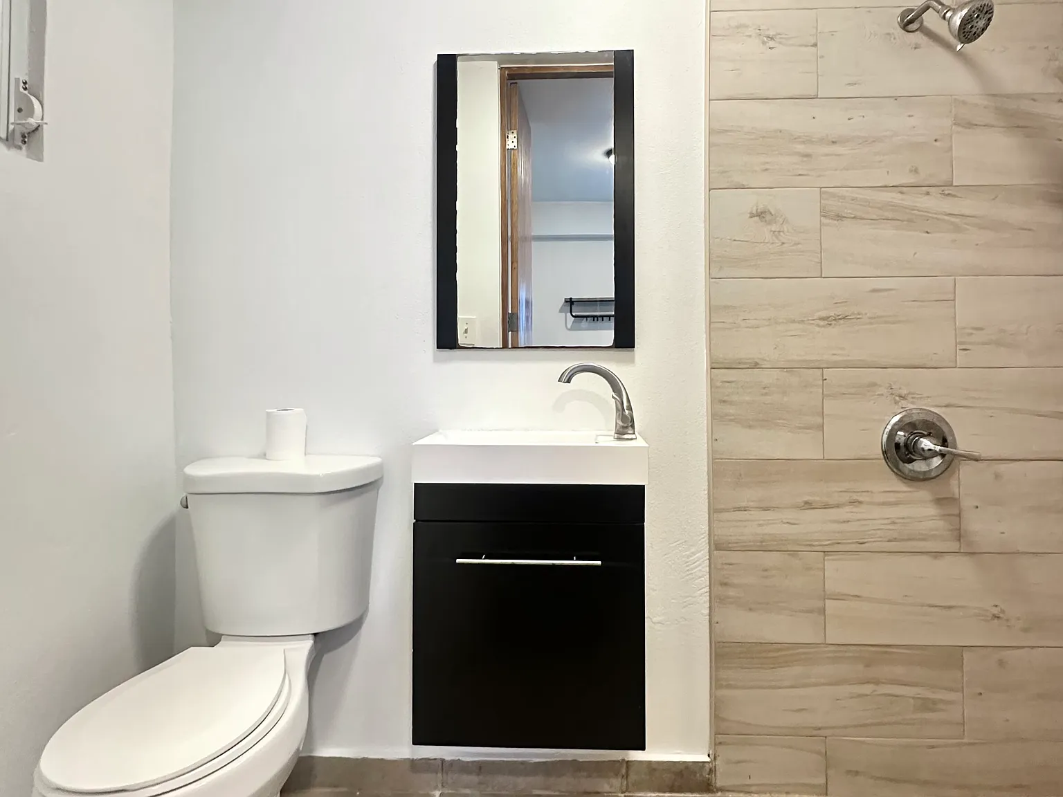 Studio, 500 sqft, $1,350 — Photo 4