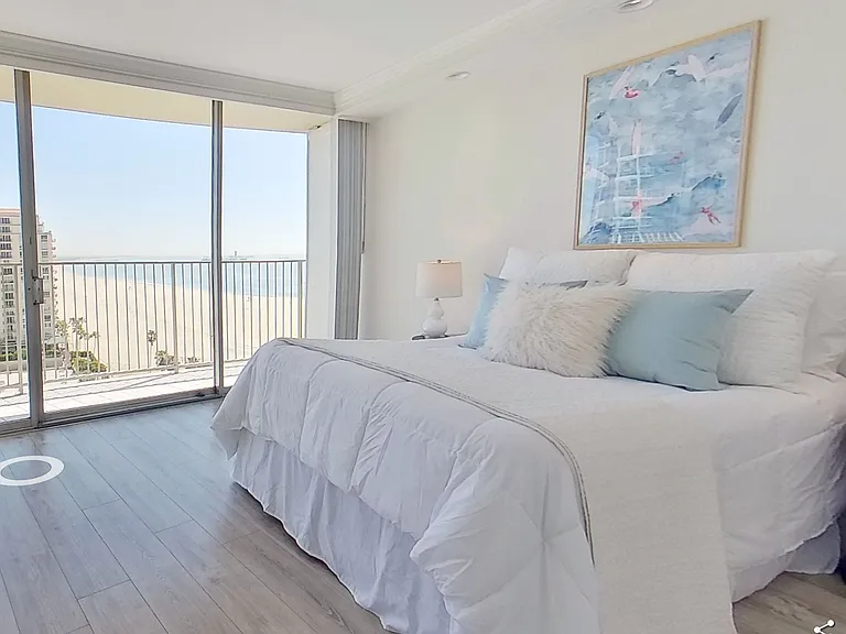700 E Ocean Blvd #2805 — Photo 2