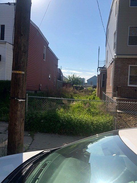 1st image of 65 Clerk St