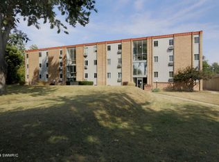 173 E Michigan Ave APT 203B, Three Rivers, MI 49093