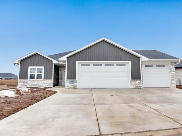 1266 Autumn Field Ln, De Pere, WI 54115
