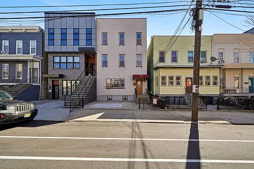 364 New York Ave #1 Photo 1