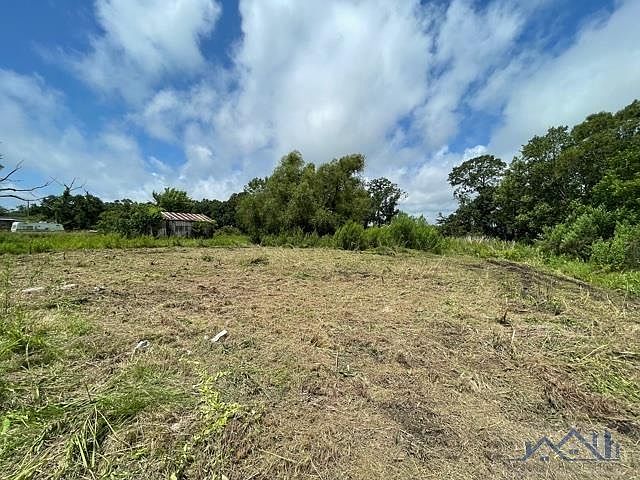 2nd image of 3442 Grand Caillou Rd