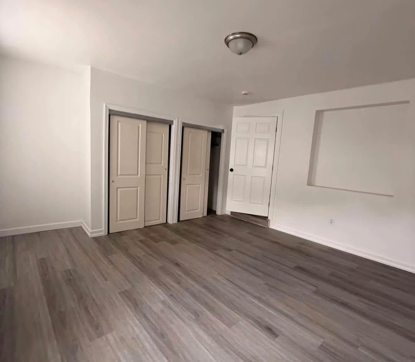 2 bed, $2,350 — Photo 3