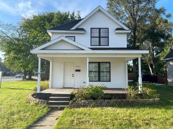 1022 Campeau St, South Bend, IN 46617