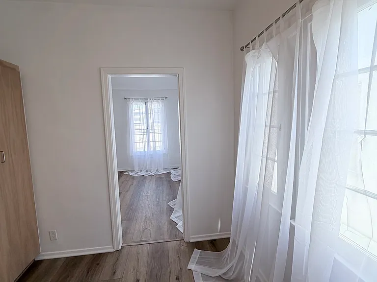 238 N Clark Dr #7 — Photo 13