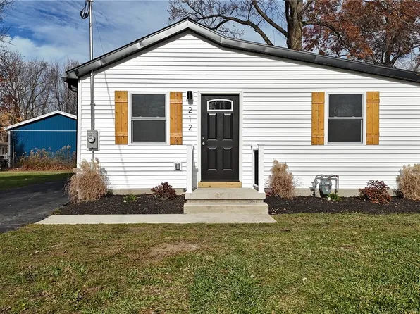 212 Dawn Ave, Angola, NY 14006