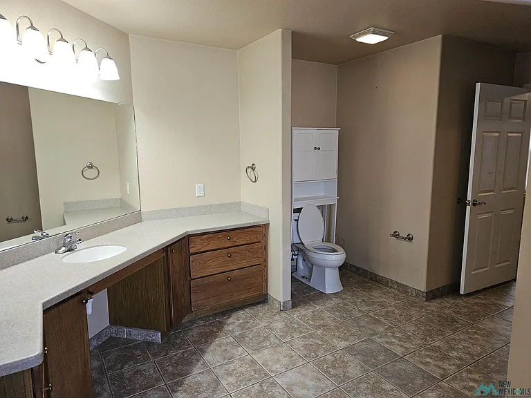 713 Bison Rd — Photo 23
