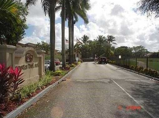 1st image of 3948 Estepona Ave