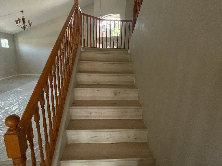 1121 E Jahns Dr — Photo 25