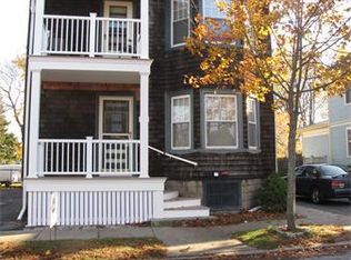 43 Green St, Fairhaven, MA 02719