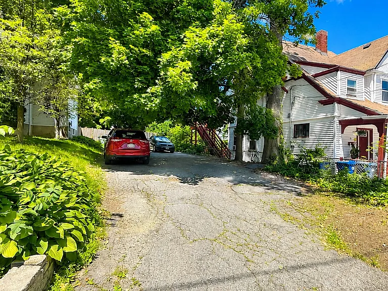 60 Parsons St — Photo 20