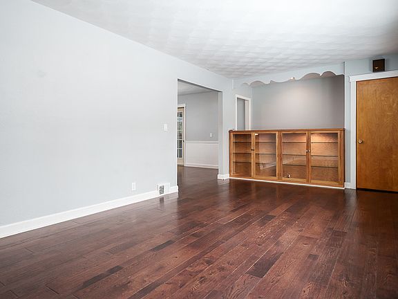 5th image of 114 Bunn Dr