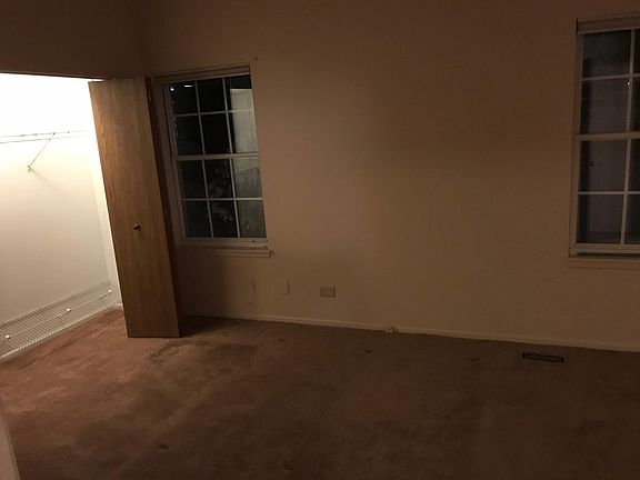 4th image of 4245 Glengary Ct
