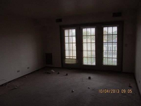 5th image of 5727 W Lawrence Ave APT 403