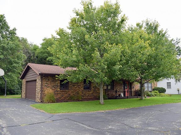3rd image of 408 Fairfield Dr