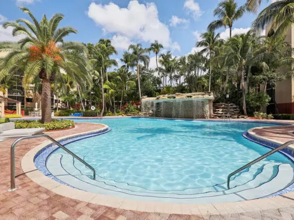 (undisclosed Address), Miami, FL 33172