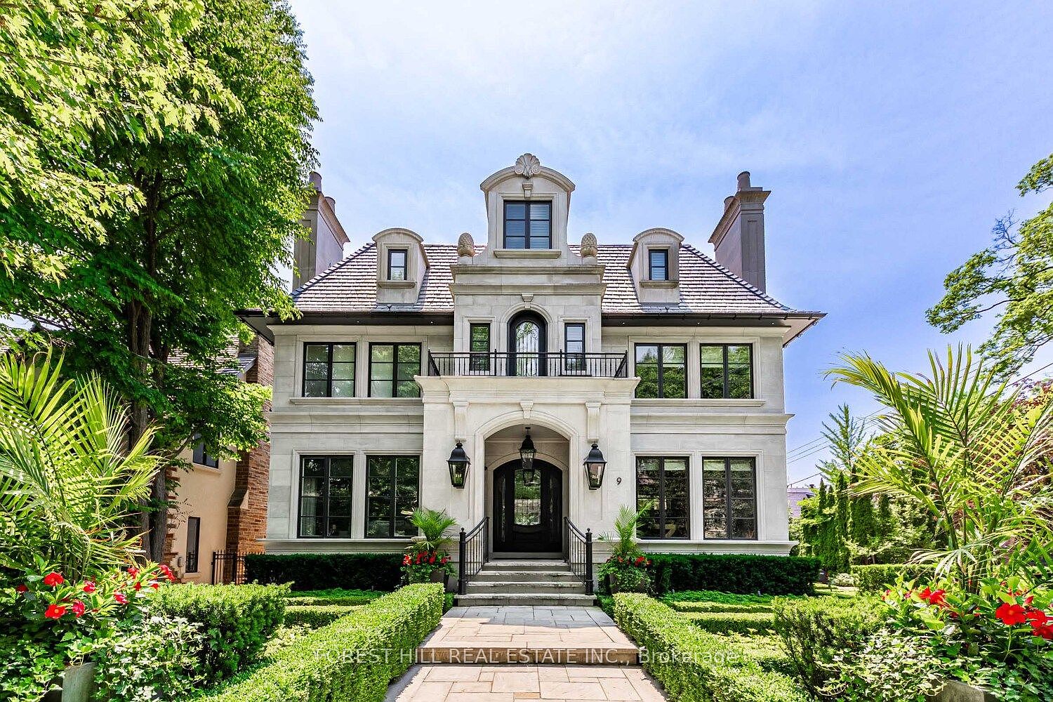 5a4558898eef68f811c18e0fc6e917