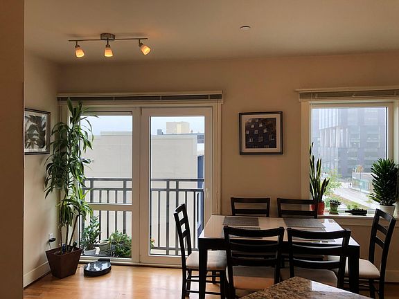 5th image of 699 John St Unit 402
