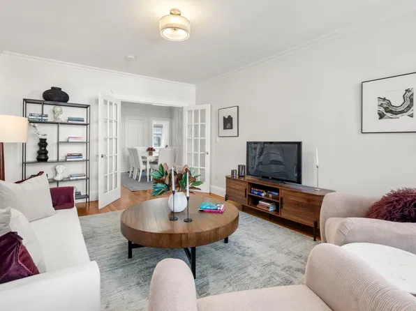 36 Dwight St APT 4, Brookline, MA 02446
