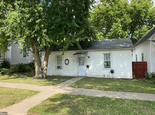 512 S 9th St, Burlington, IA