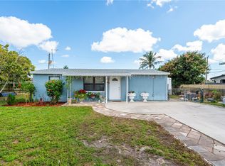 1660 W Breezy Ln, West Palm Beach, FL 33417