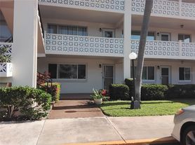 1235 S Highland Ave