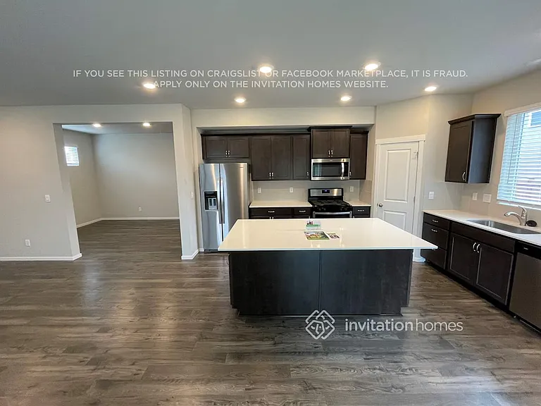 304 Belfair St SW — Photo 7