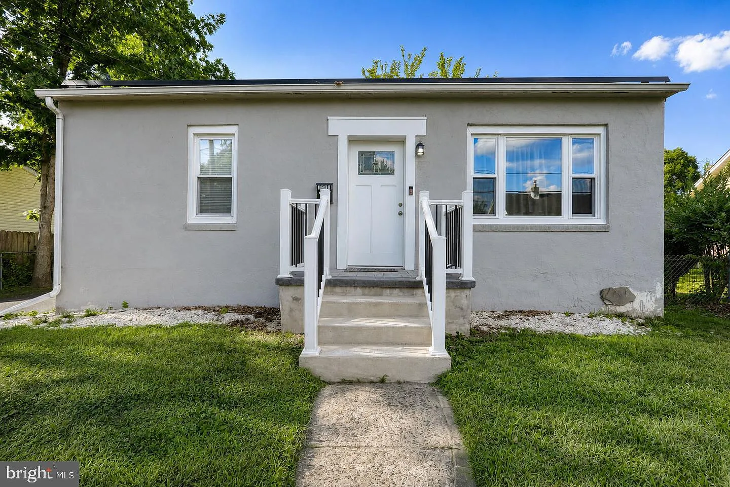 3 bed, 2.0 bath, 1312 sqft, $2,950 — Photo 1