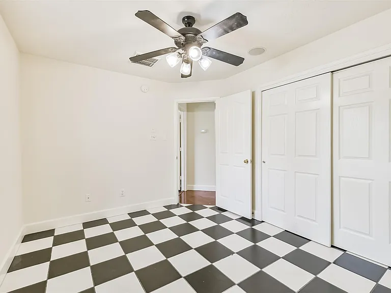 7 Heron Hollow Ct — Photo 24