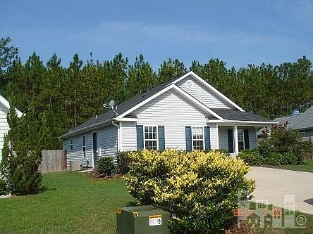 1st image of 463 Maple Branches Dr