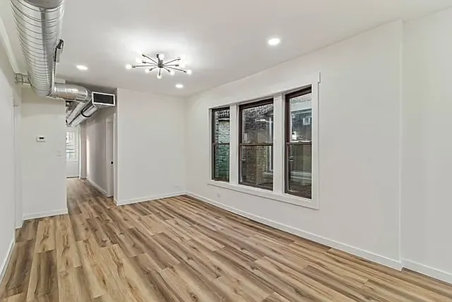 1018 N Harding Ave #2 — Photo 8