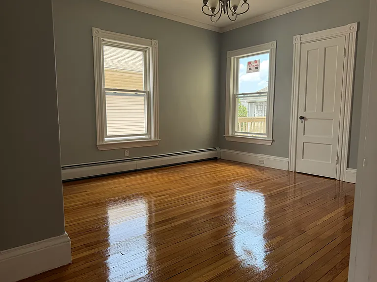 77 Beach St #2 — Photo 2