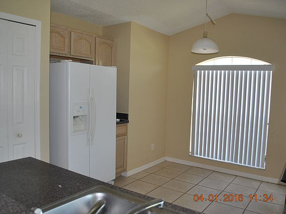 4th image of 1033 Lake Davenport Blvd