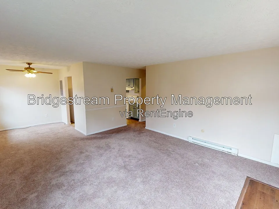 1431 Minstrel Dr #1