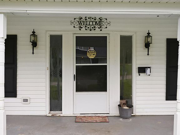 3rd image of 313 Poplar St