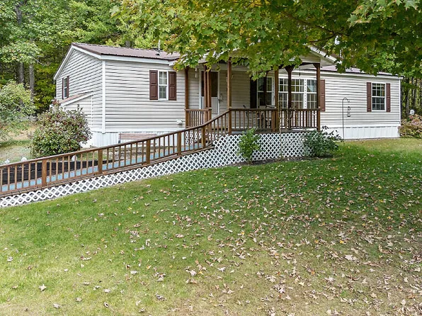 35 Jacks Lane, Chelsea, ME 04330