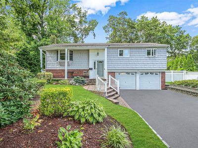 5 Stuyvesant Lane, Smithtown, NY, 11787