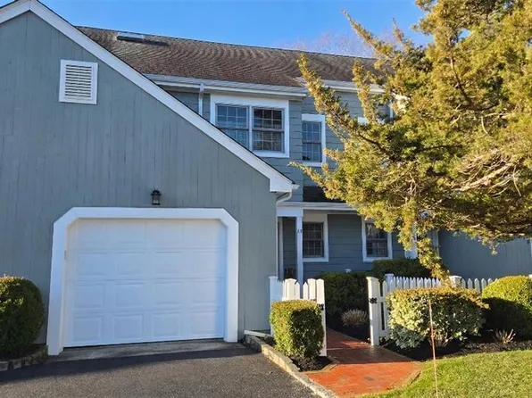 64 Brittany Lane, Westhampton Beach, NY 11978