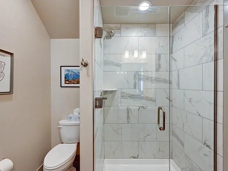 1003 Fooses St — Photo 8